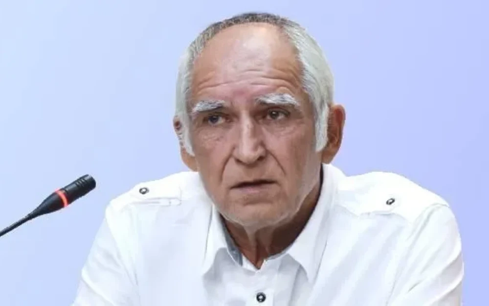 Tanınmış təhsil eksperti vəfat etdi